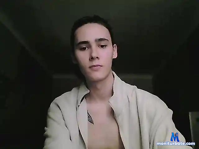 -crybabyboy bongacams performer male