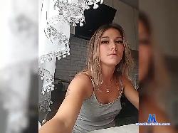 DeroniAh bongacams live cam performer profile