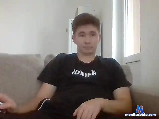 RedStarr bongacams performer male