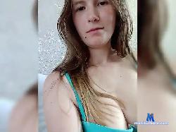 INNAANI bongacams live cam performer profile
