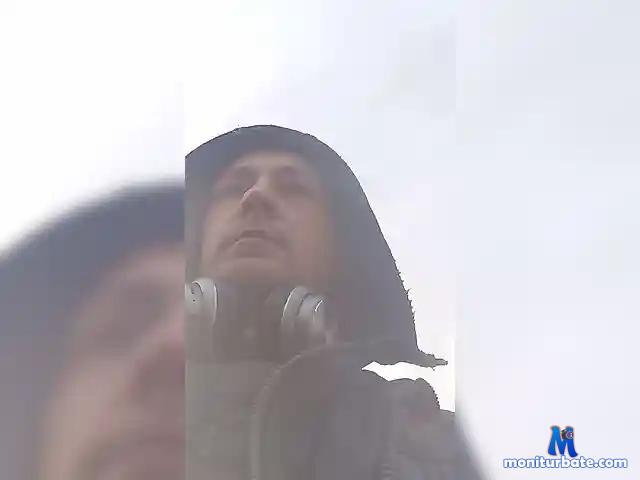 bimbaStrong bongacams performer male