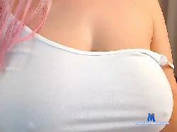 CindyMoore bongacams live cam performer profile