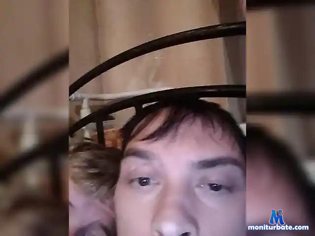 RomAnoV77777 bongacams performer male