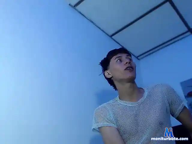 MesiasRoussel bongacams performer male