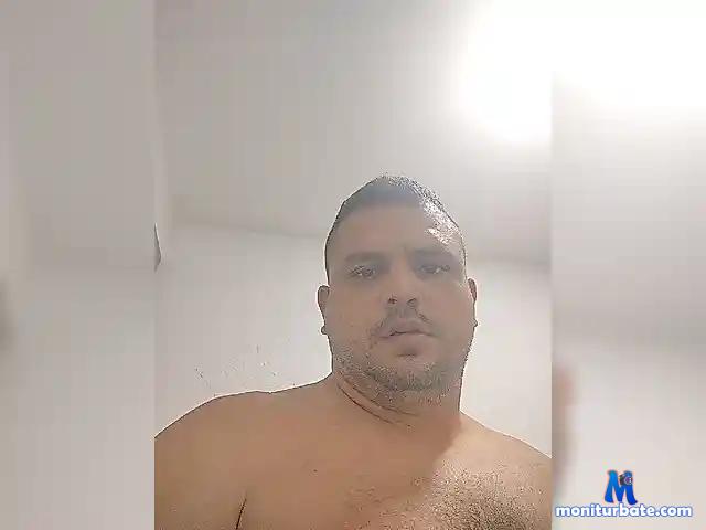 chaparro326 bongacams performer male