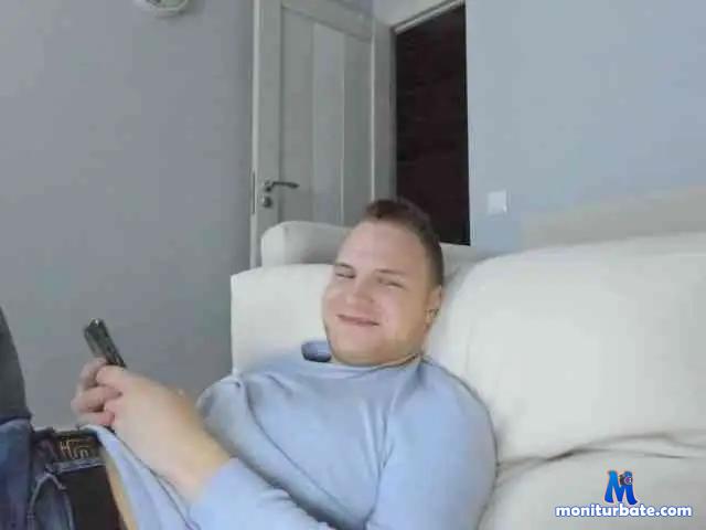 MONLO bongacams performer male