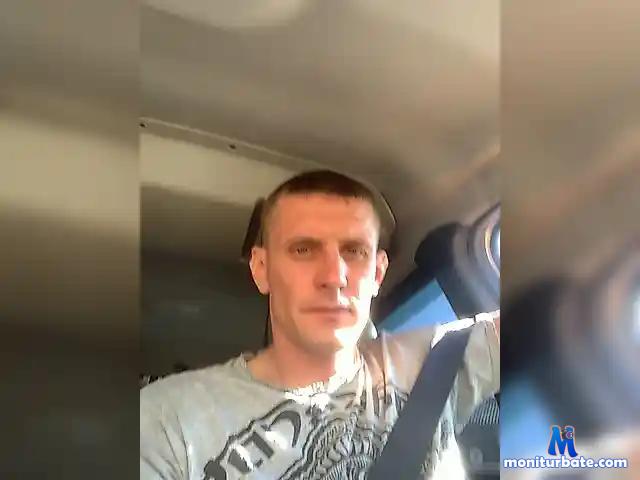 Dimasik8909 bongacams performer male