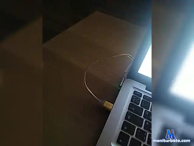 ChupikNambero bongacams performer male