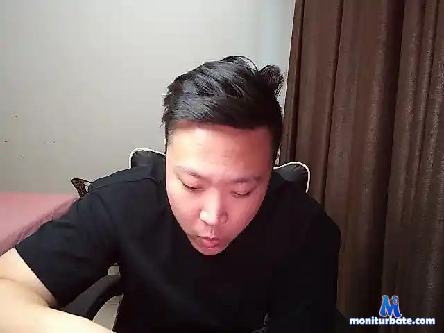Teddy1505 bongacams performer male