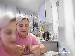 LolaBugs bongacams live cam performer profile