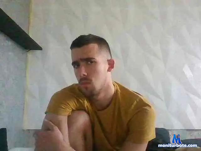 DDmitry18 bongacams performer male