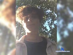 YOUNG1PEEP bongacams live cam performer profile