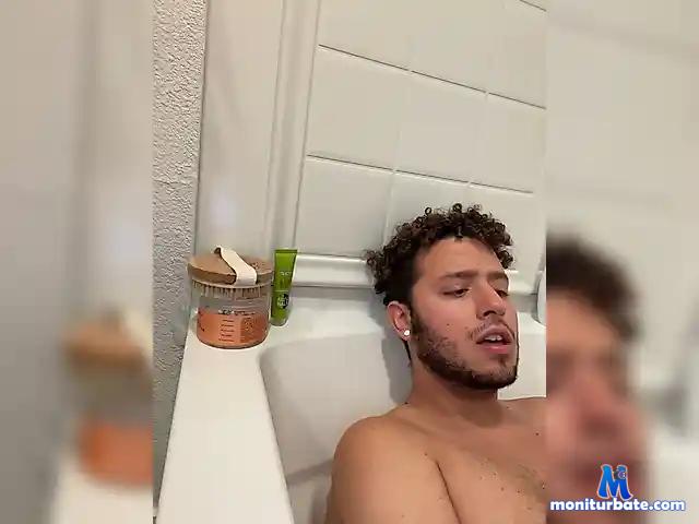 gustavohub bongacams performer male