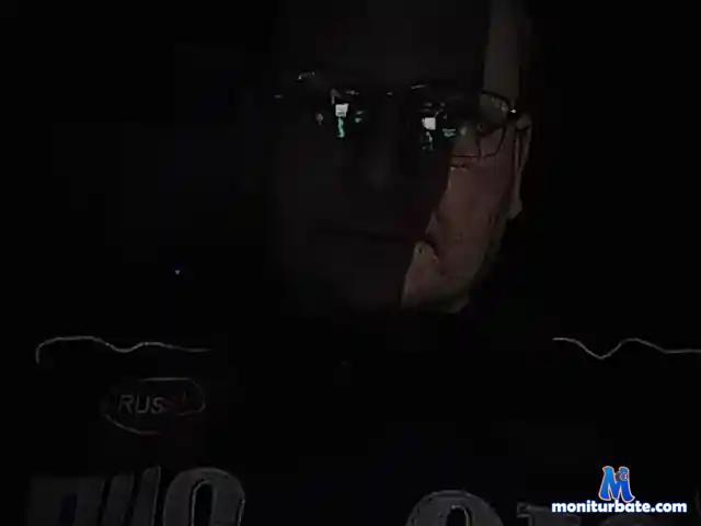 KPACABA911 bongacams performer male