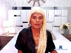 ebonyflor18 bongacams live cam performer profile
