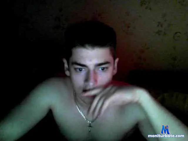 Maks67-1998 bongacams performer male
