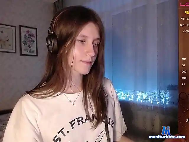 gangbang- bongacams performer female