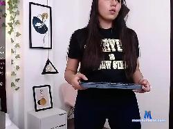 LiliSweet12 bongacams live cam performer profile