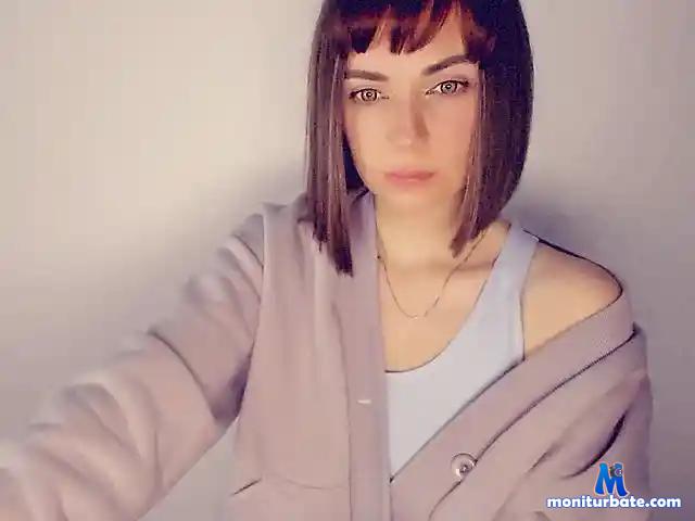 One-Moment bongacams performer female
