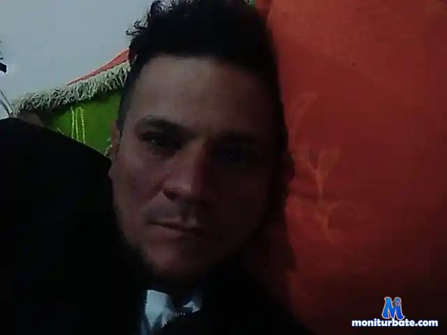 Iker-Cahill bongacams performer male