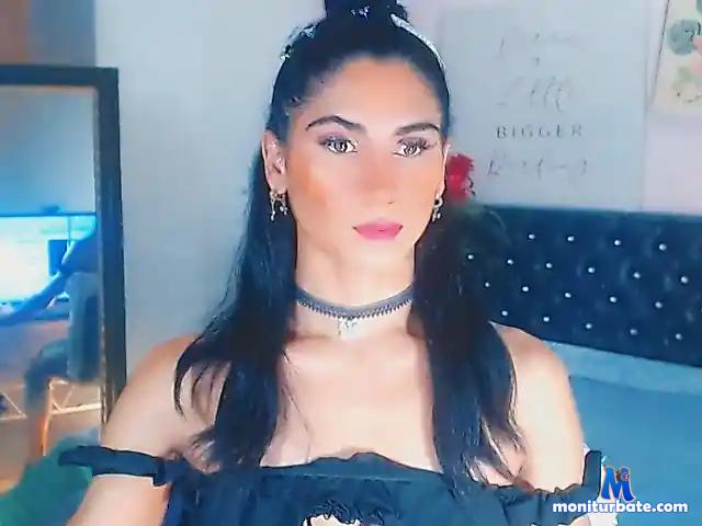 your-queen bongacams performer shemale