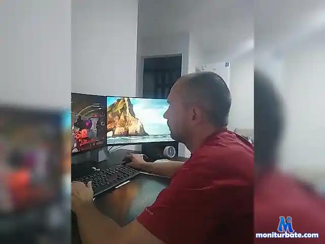 RomanYA2023 bongacams performer male