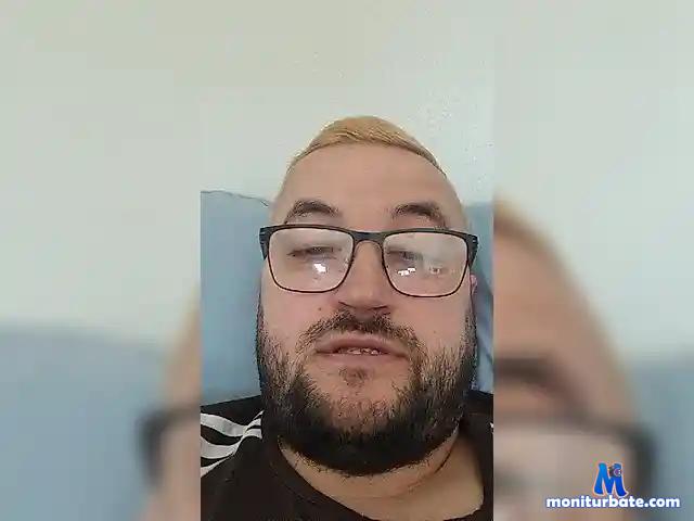Ionutb bongacams performer male