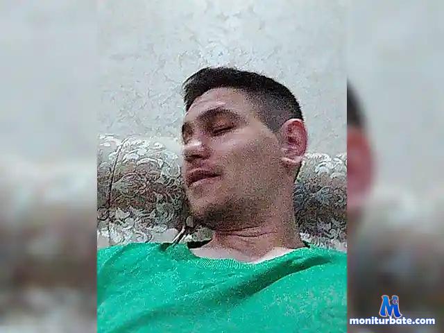 MetisXBrown bongacams performer male