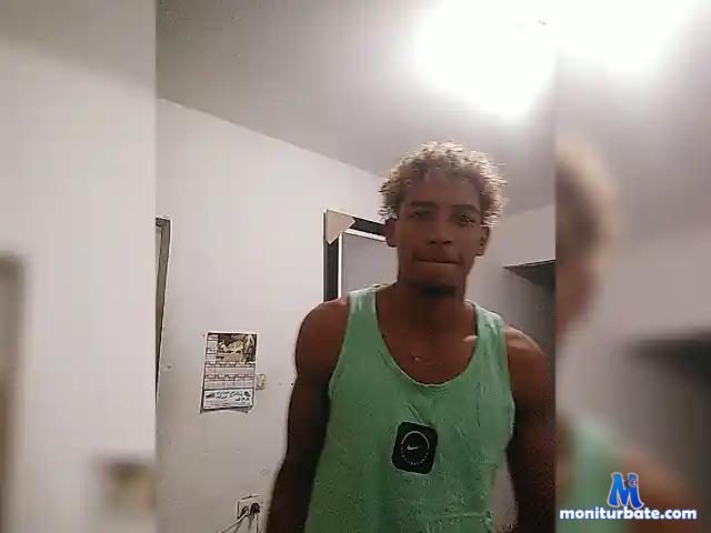 Sterr3 bongacams performer male