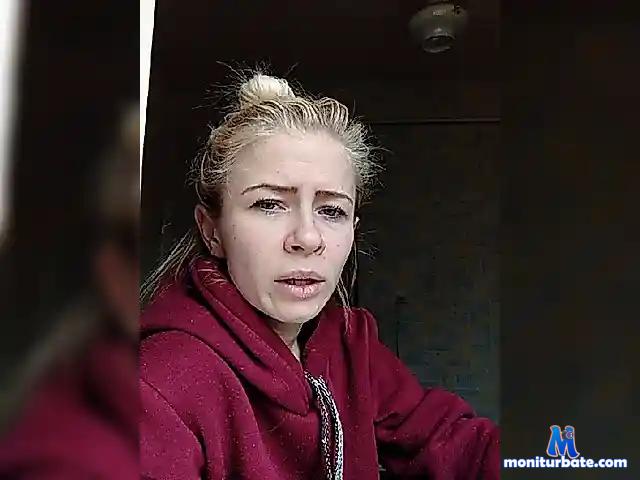 Alina977 bongacams performer female