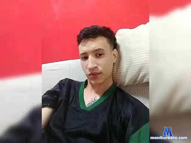 Maxi-open bongacams performer male