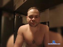 Larry-98 bongacams live cam performer profile