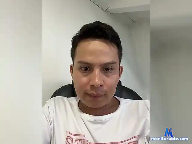 AndresZamtu bongacams performer male