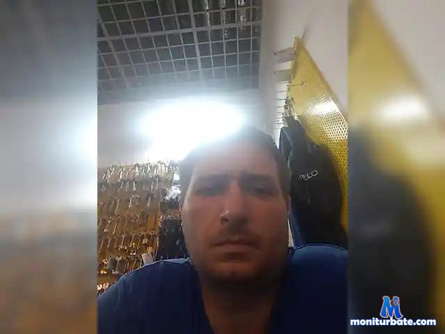 Maksim2612-1 bongacams performer male