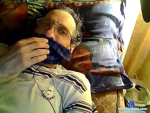 SpirichSlando bongacams performer male