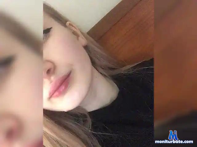 Olia-3 bongacams performer female