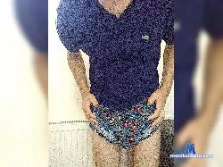mist23cm bongacams live cam performer profile