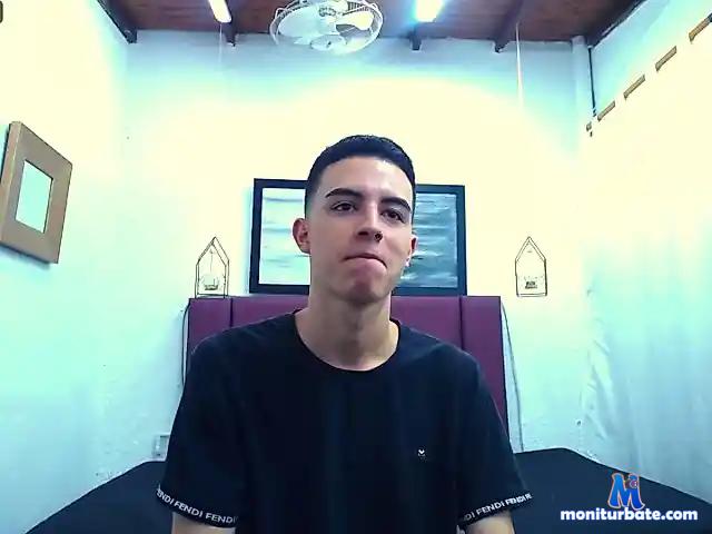 Elektrac-08 bongacams performer male