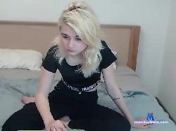 VikiYoungOne bongacams live cam performer profile