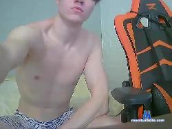 Littleboney bongacams live cam performer profile