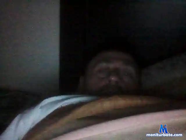 stinag100 bongacams performer male