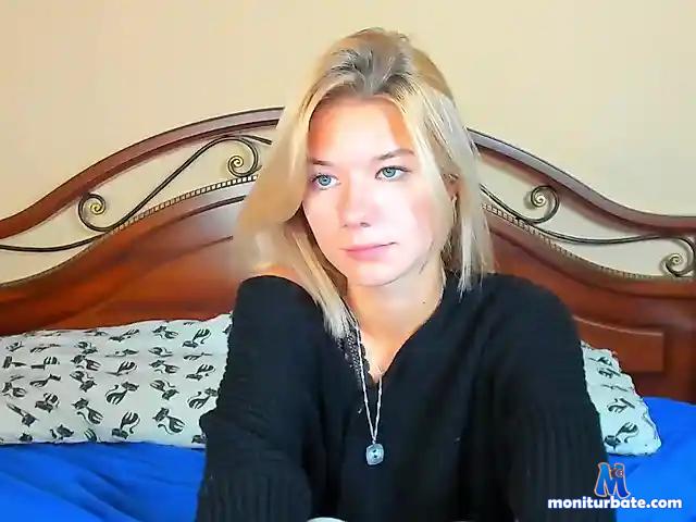 KathrynLittle bongacams performer female