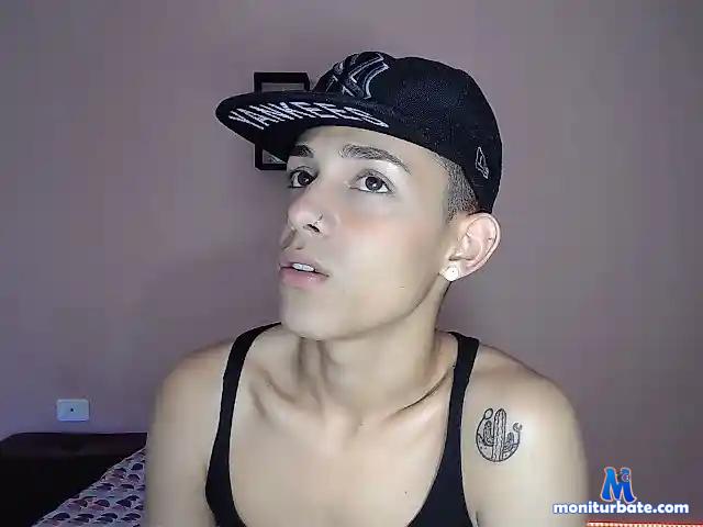 LukaHot bongacams performer male