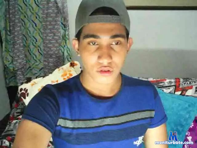 YourHotBoy2 bongacams performer male