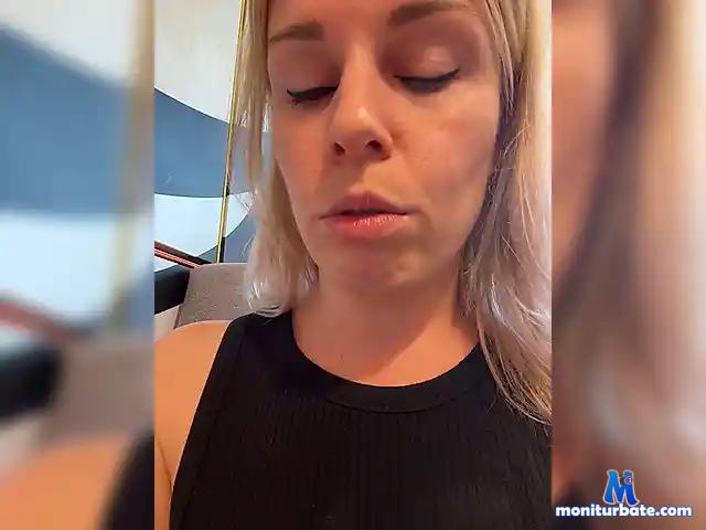 CrazzyChicks bongacams performer couple of 2 females