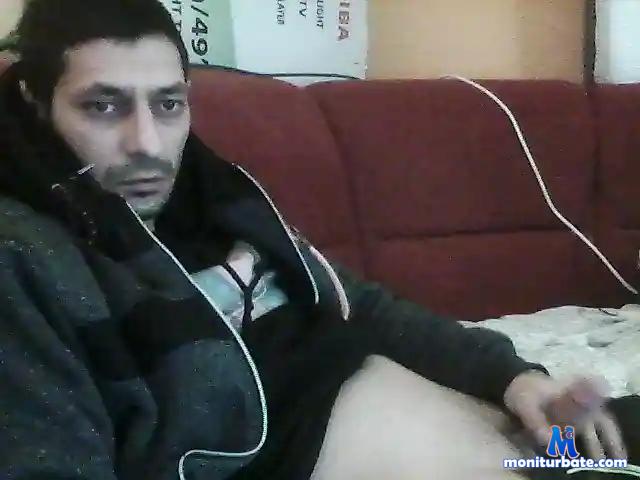 nyaki19921 bongacams performer male