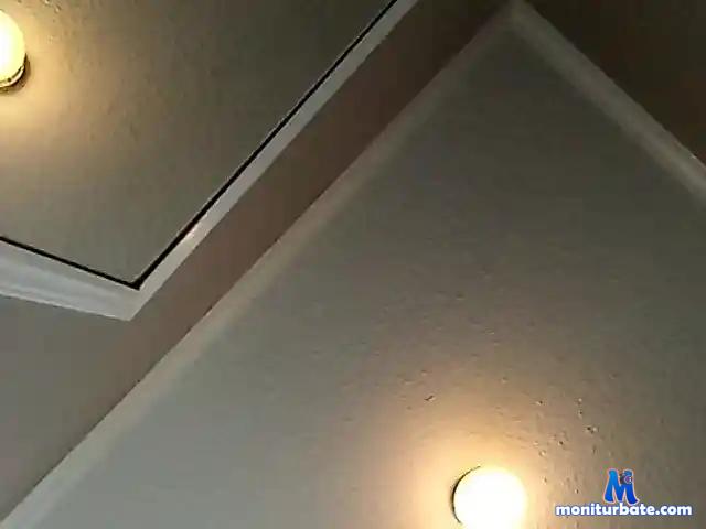 Lickurjuicesmando bongacams performer male