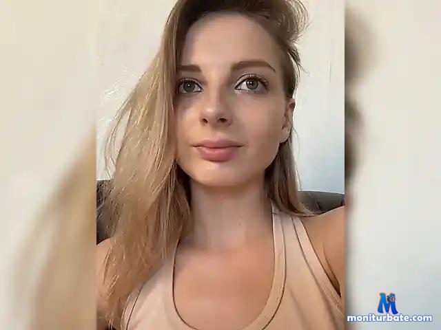 Stacyxxx1 bongacams performer female