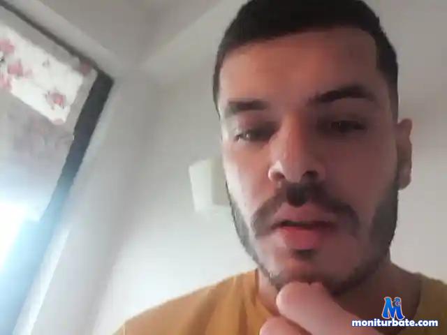 caspermask bongacams performer male