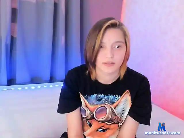 CrystalGloria bongacams performer female